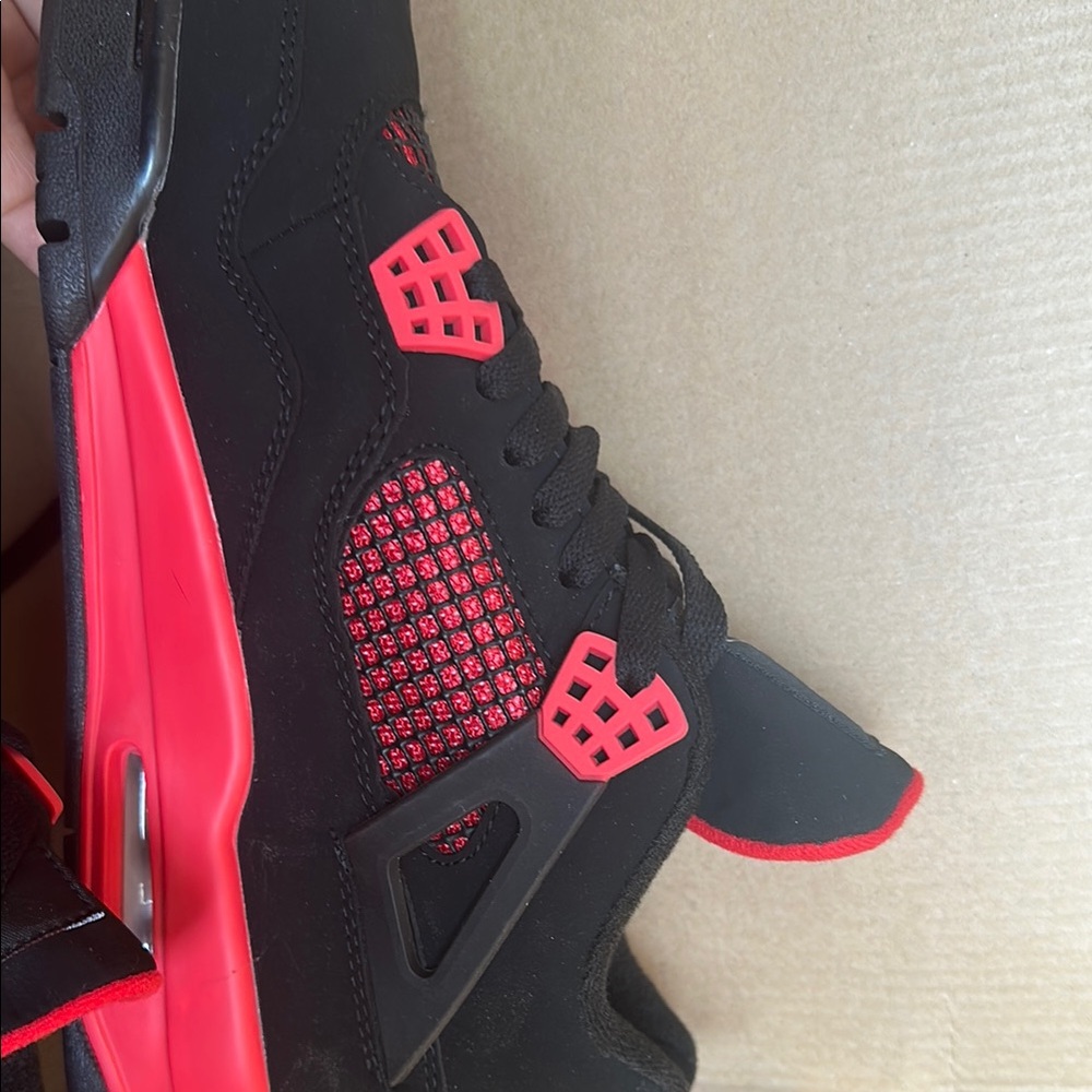 Air Jordan 4 Retro Men's Black and Red Brand New - Picture 4 of 8